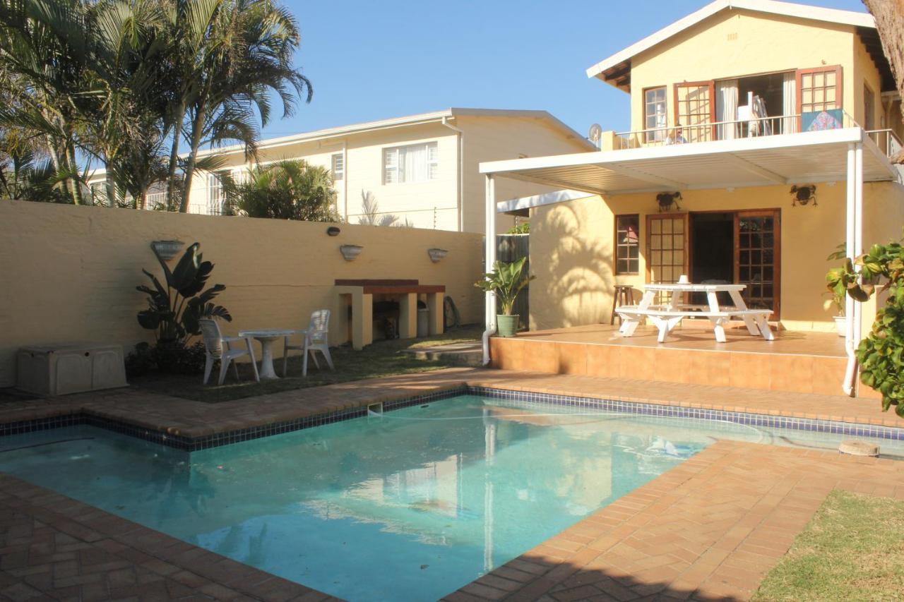 Glenashley Beach Accommodation - B&B And Backpackers Durban Exterior foto